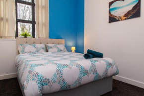 Salford Beach Apartment Free Parking